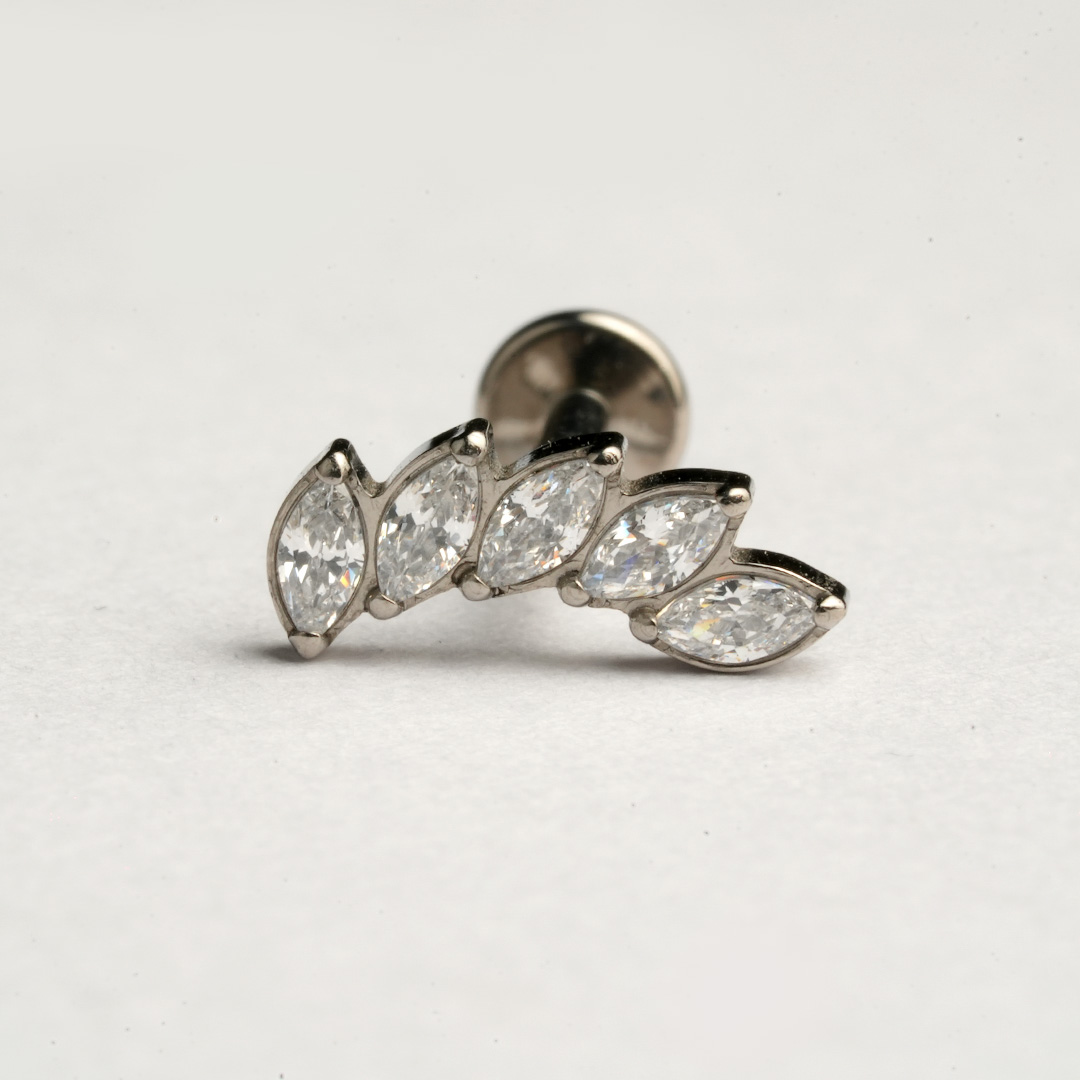 Silver five marquise zircon curved leaf ASTM F-136 titanium flat-back labret studs