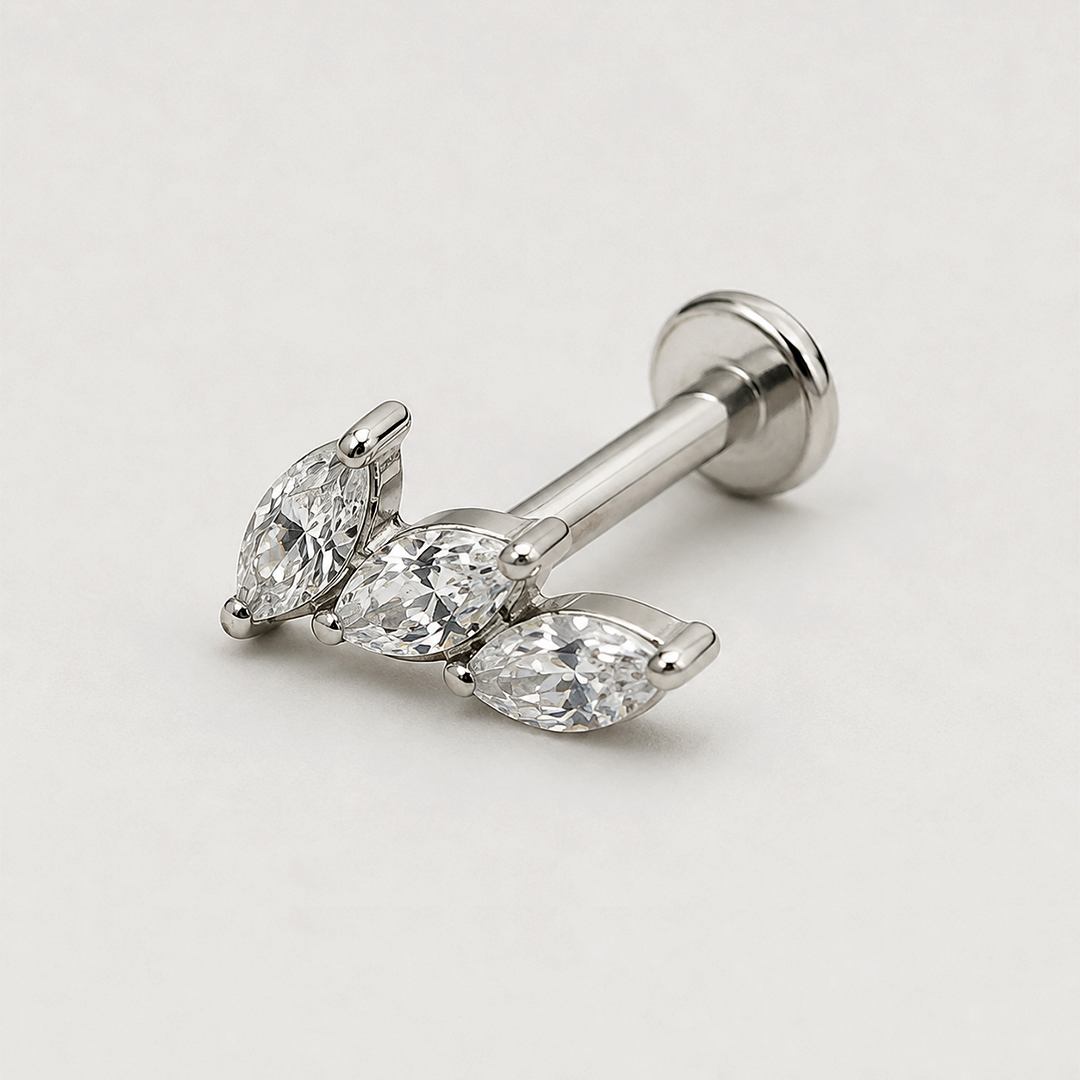 Silver triple marquise zircon leaf ASTM F-136 titanium flat-back labret studs