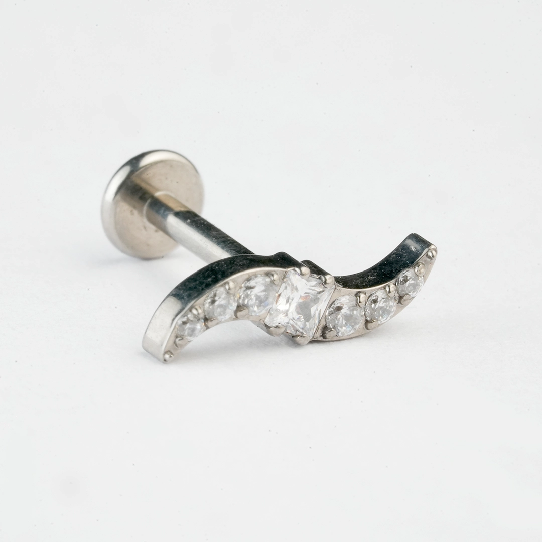 Curved square-centre zircon ASTM F-136 titanium labret studs in silver