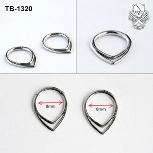 Silver double-teardrop ASTM F-136 titanium septum clicker with 8mm diameter